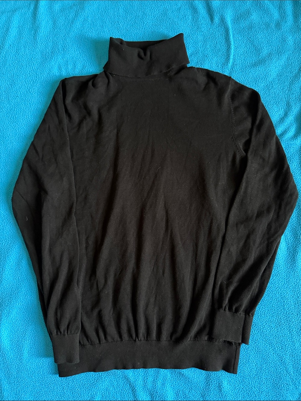 H&M Black Men's Turtleneck Sweater - Classic Knit